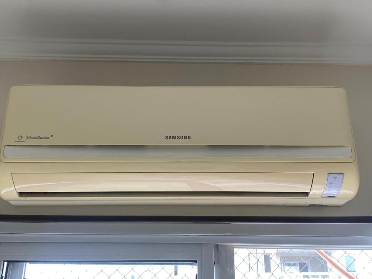 Apto A 50M Da Praia, Com Ar Condicionado, Wifi , Portaria 24H Praia Grande  Eksteriør bilde